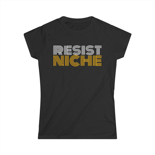 resist niche women’s tee