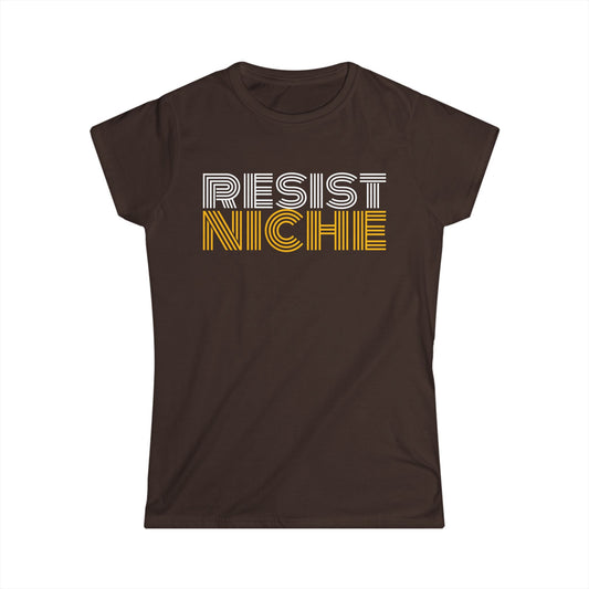 resist niche women’s tee