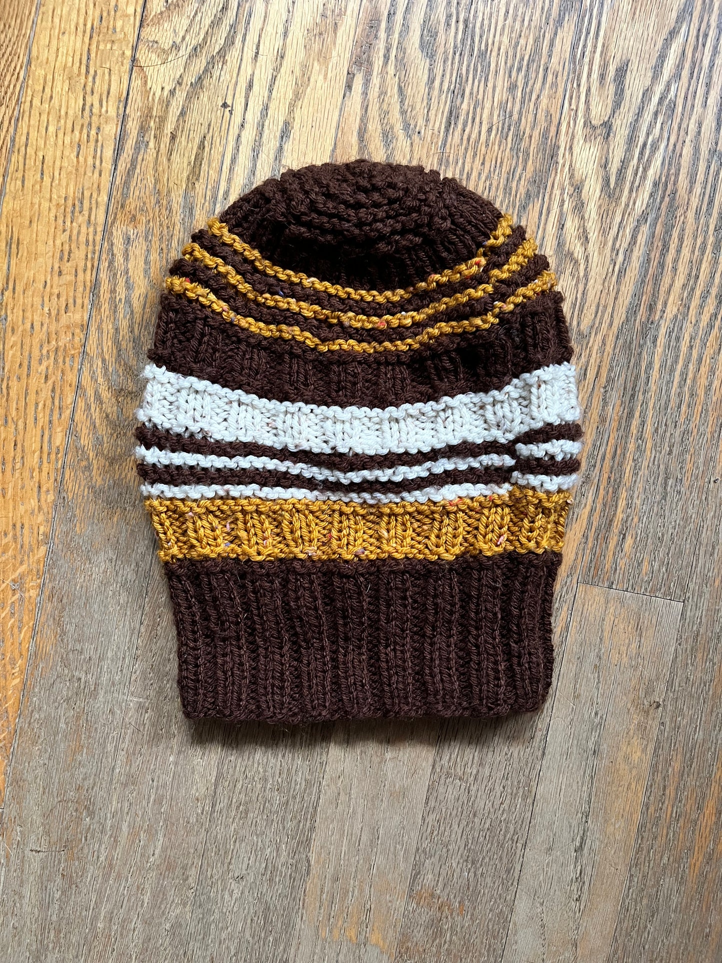 textured retro style striped beanie