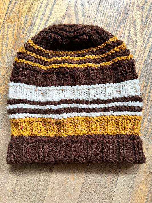 textured retro style striped beanie